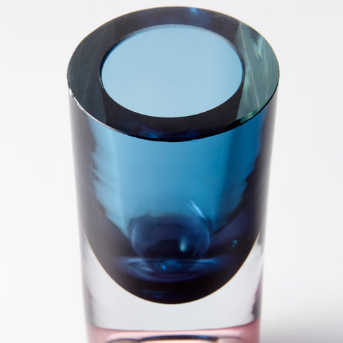 Small Majeure Vase By Cyan Design
