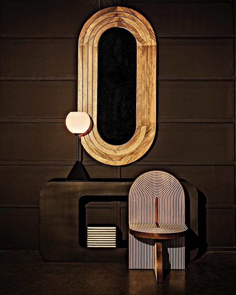 Noir New Fuss Mirror