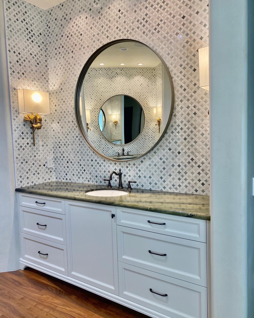 Currey & Company Gingko Gold Wall Sconce