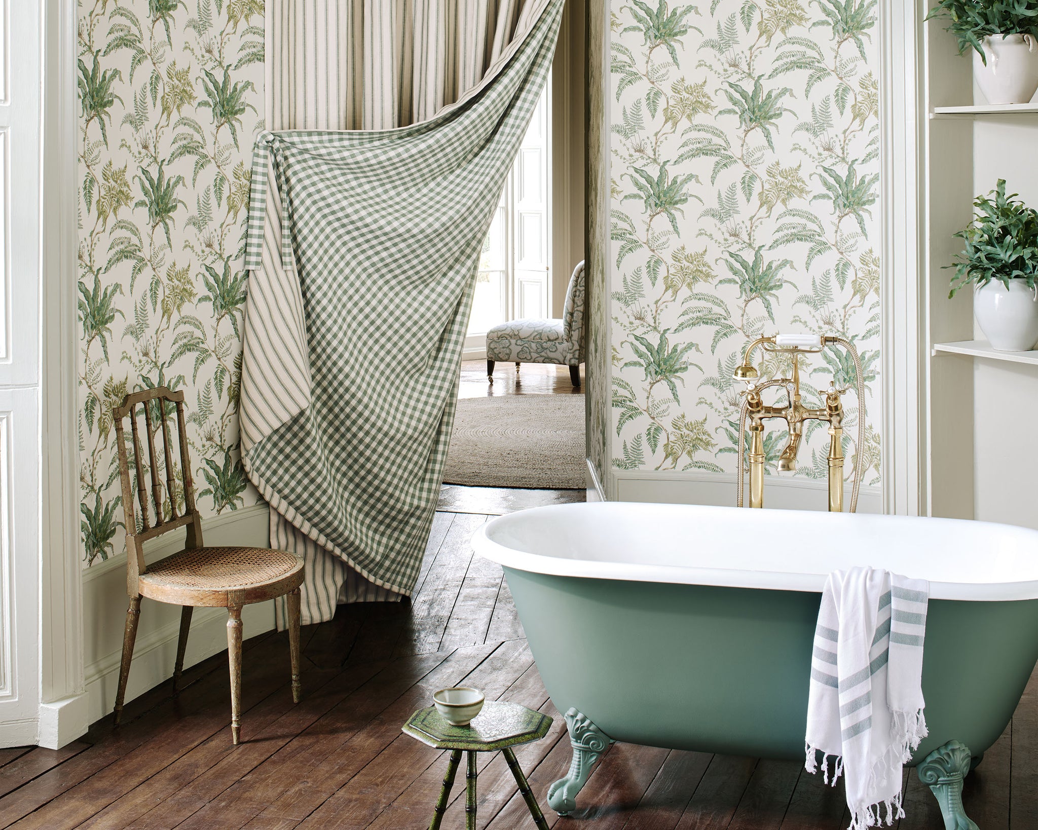 Colefax and Fowler Woodfern Wallpaper
