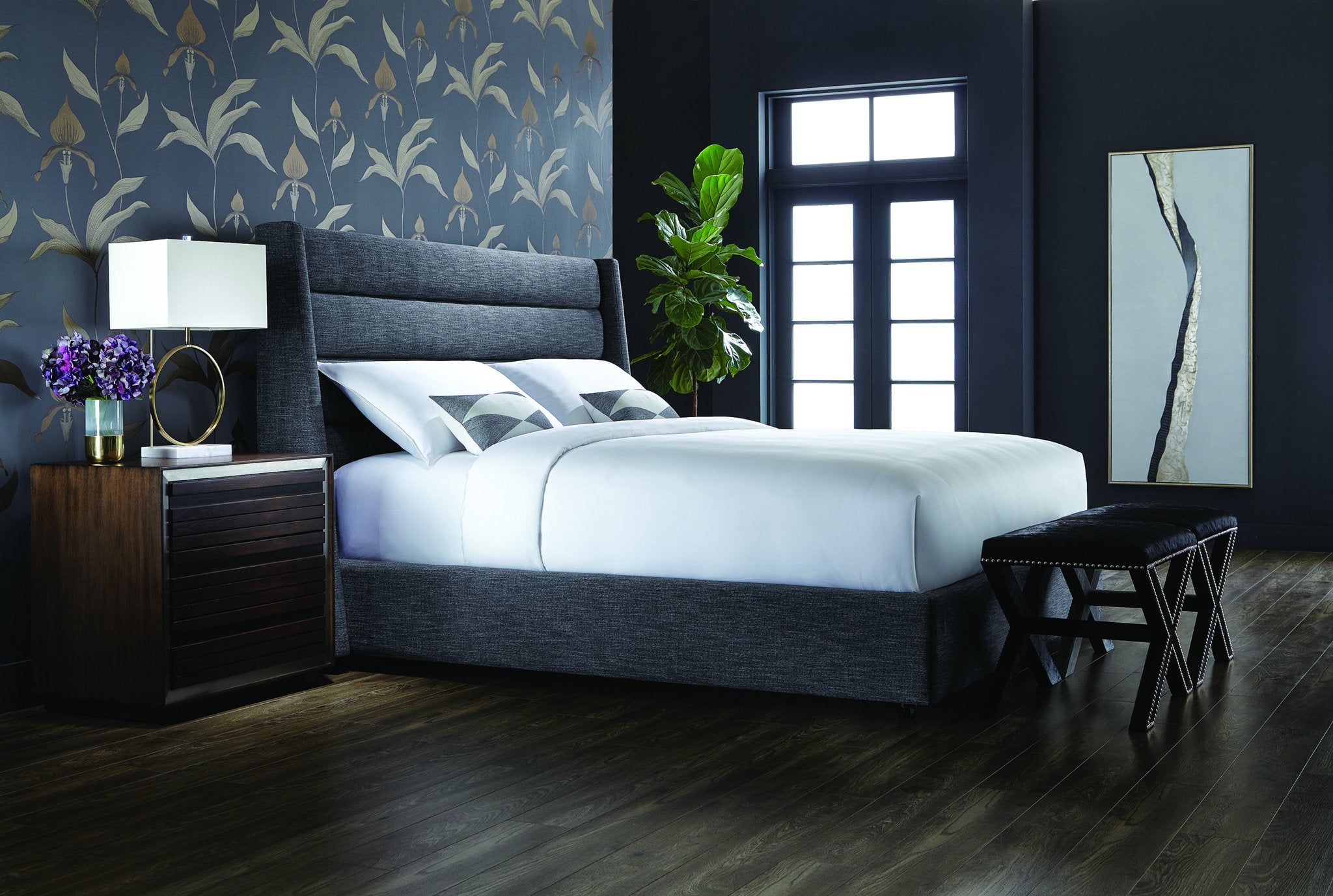 Sunpan Emmit Bed