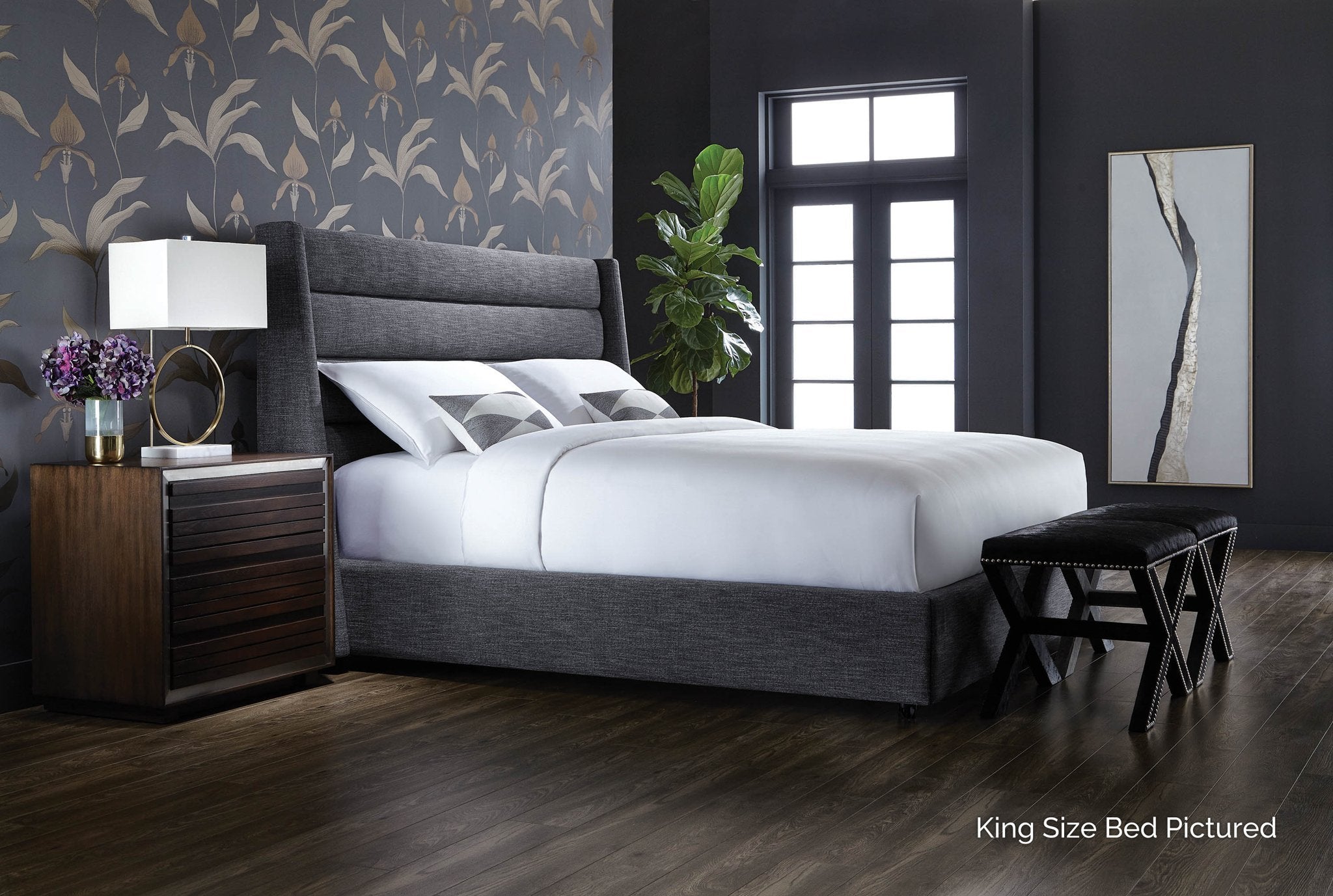 Sunpan Emmit Bed