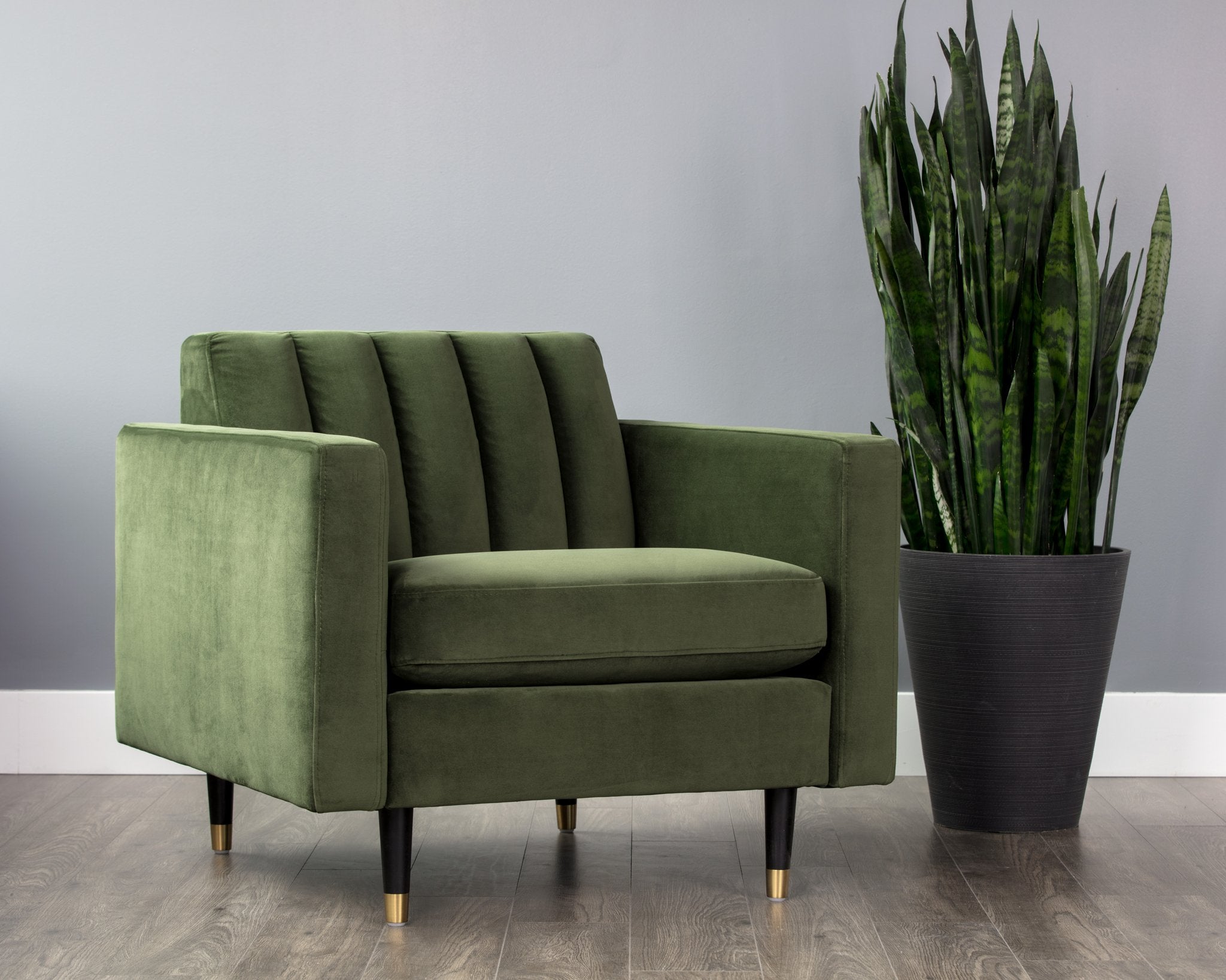 Sunpan Yosi Armchair Moss Green