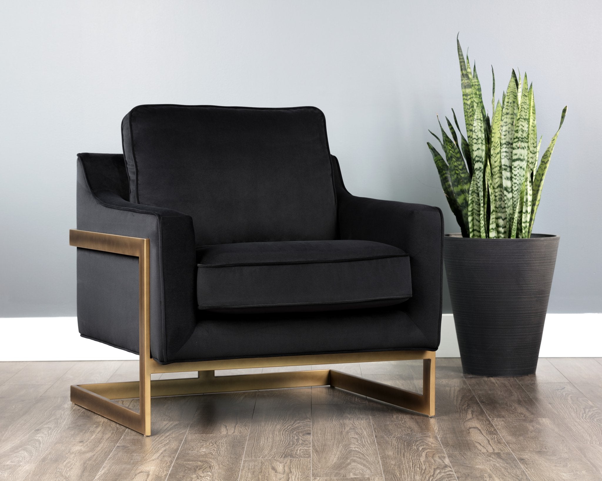Sunpan Kalmin Lounge Chair