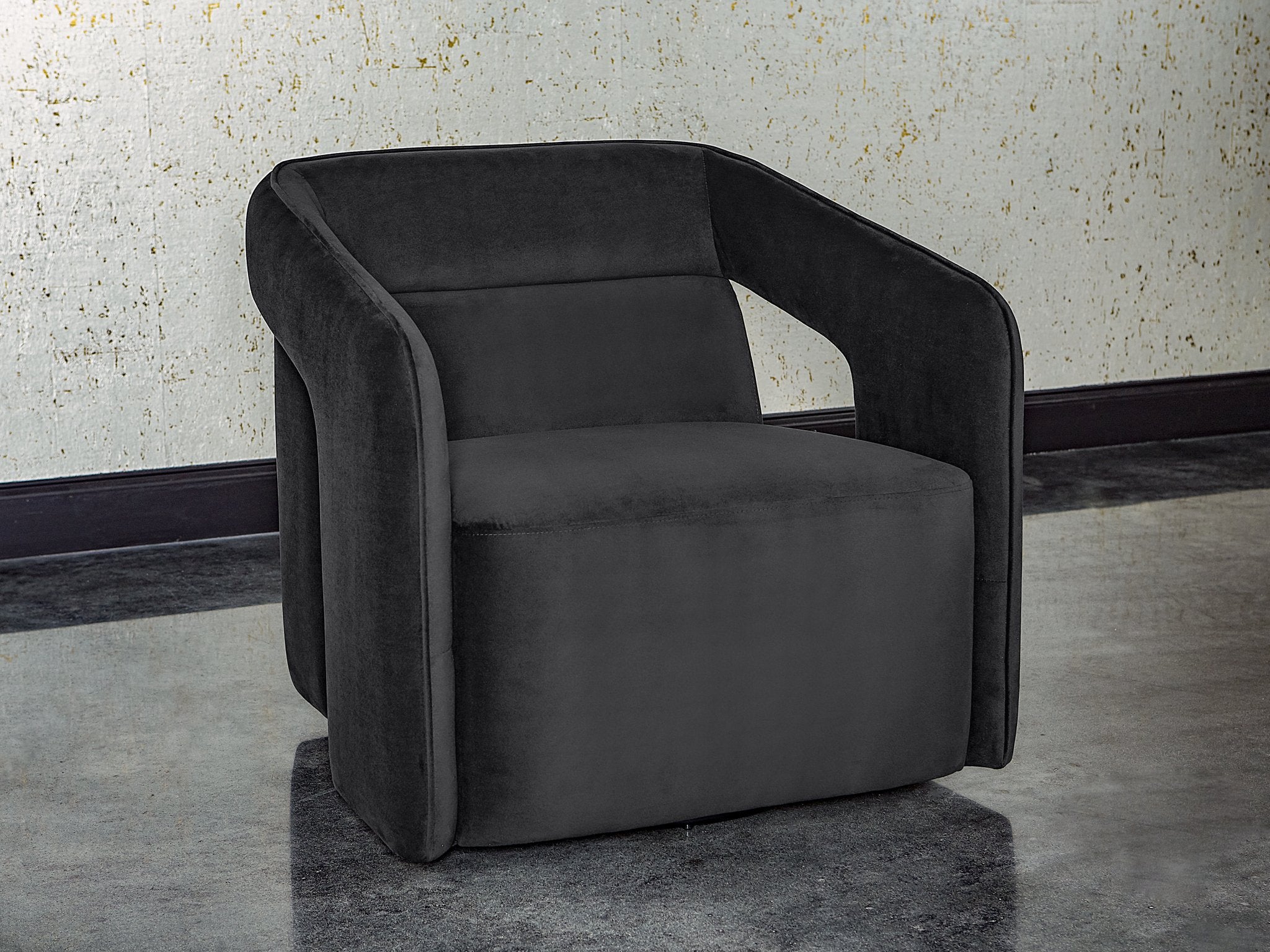 Sunpan Kendrick Swivel Lounge Chair