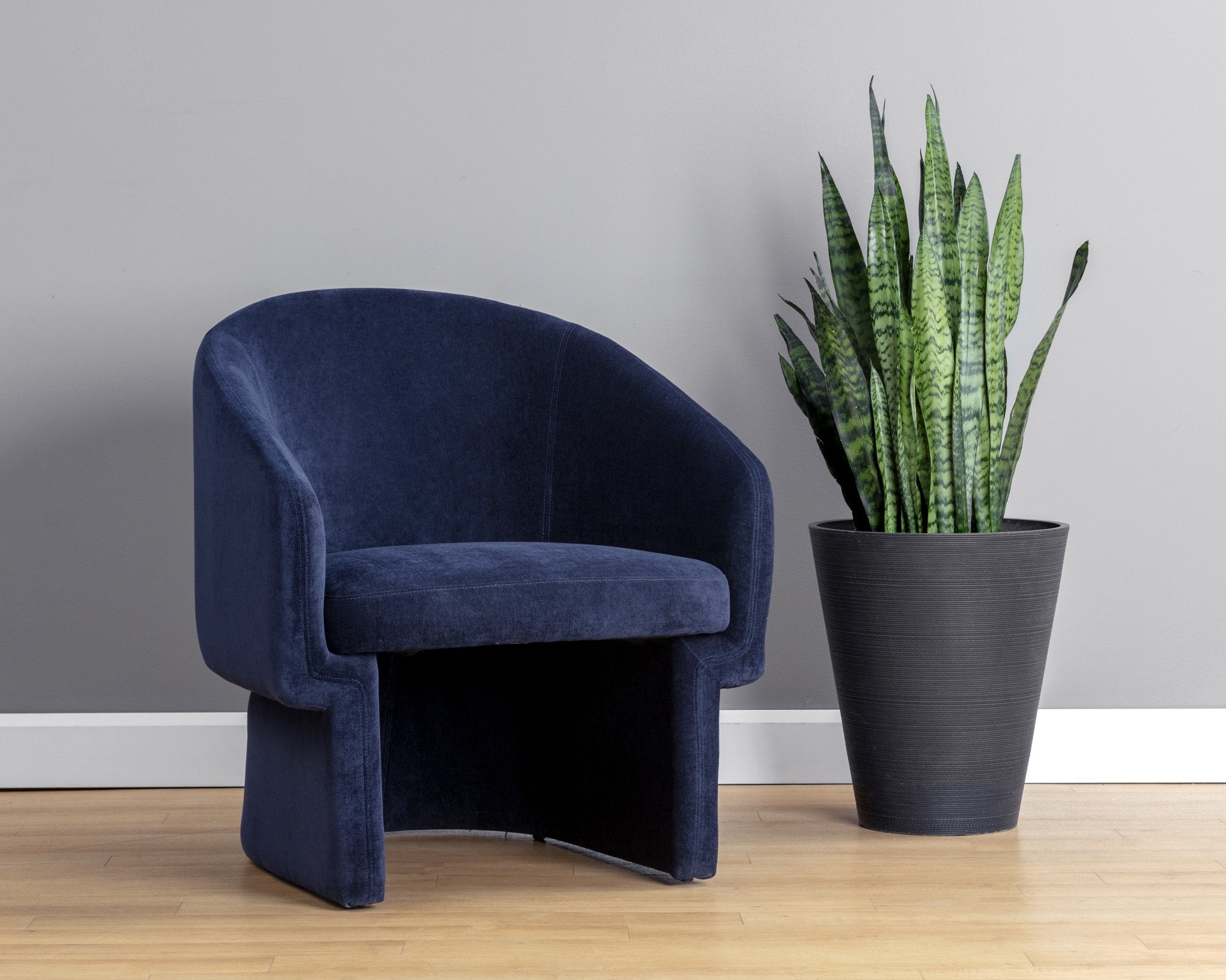 Sunpan Lauryn Lounge Chair