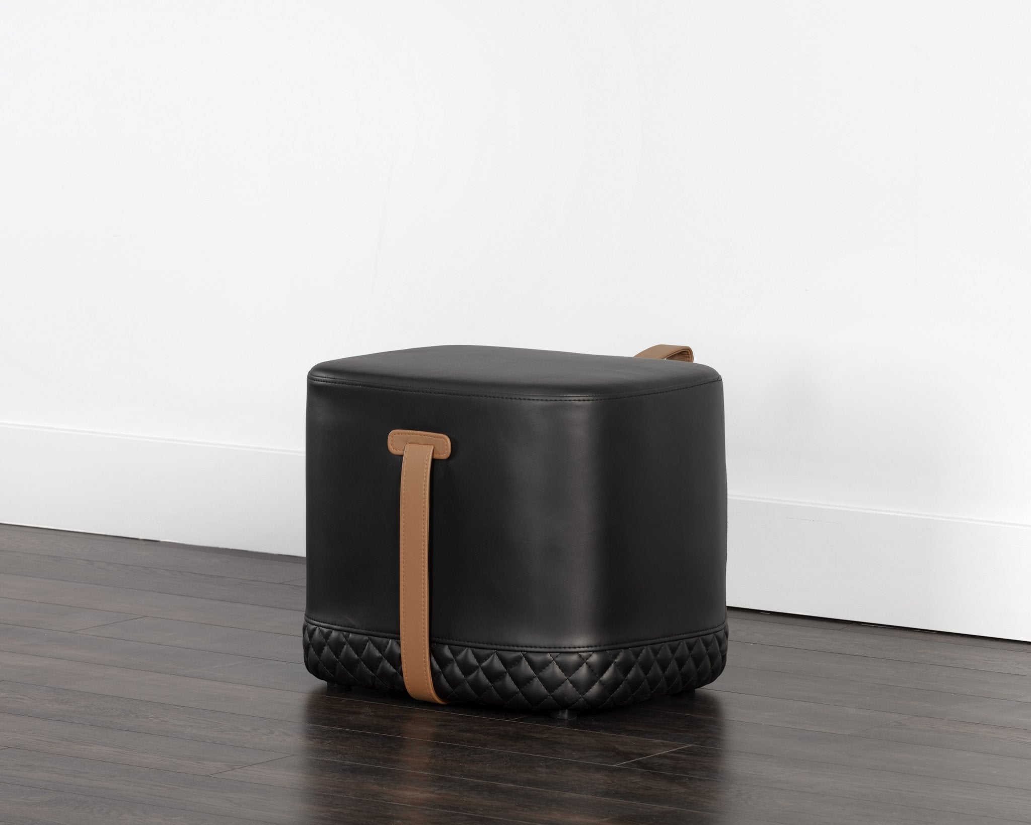 Sunpan Axio Ottoman Napa Black / Napa Cognac
