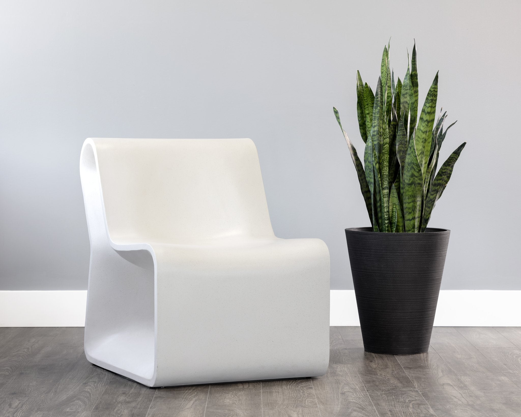Sunpan Odyssey Lounge Chair