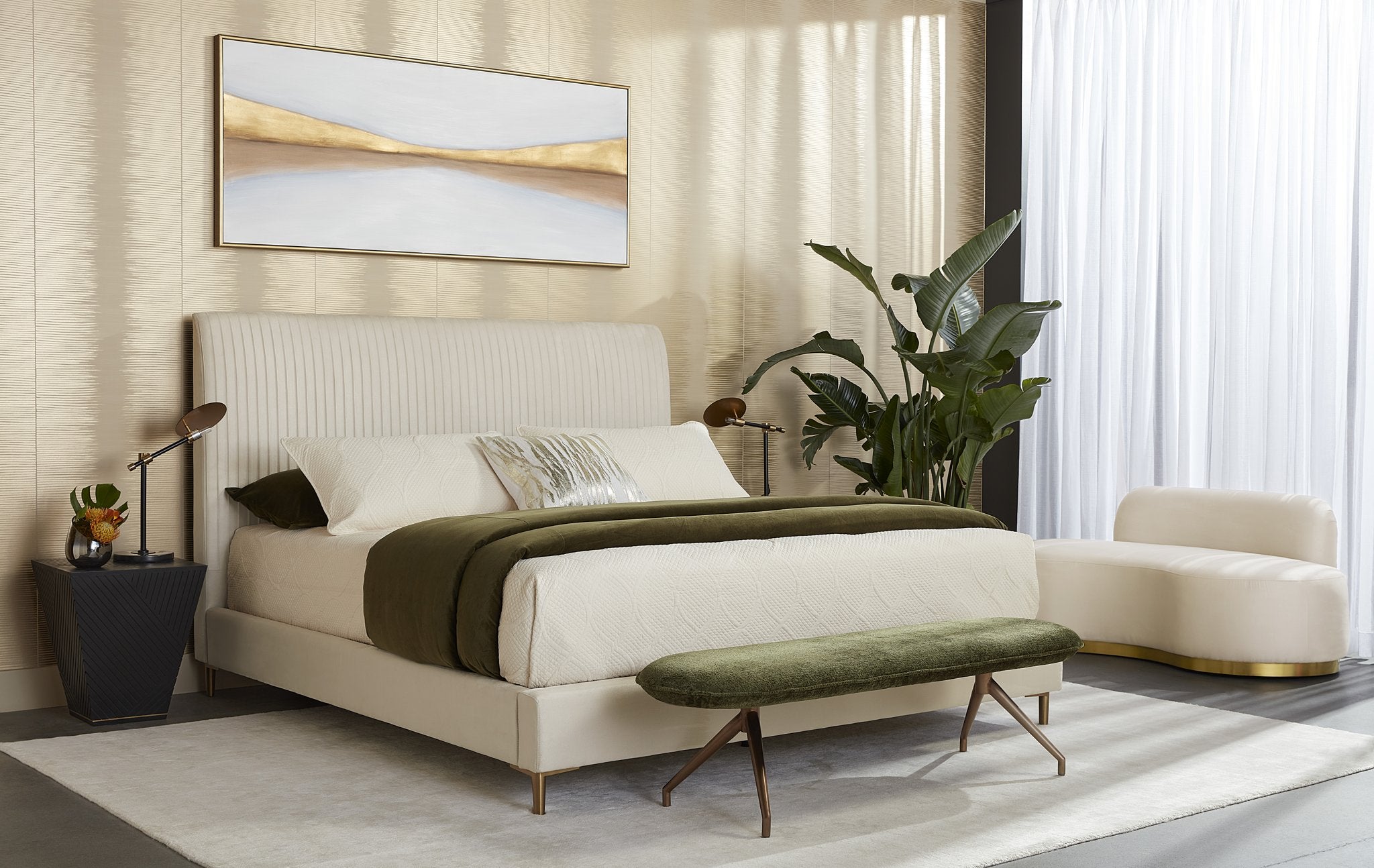 Sunpan Harris Bed