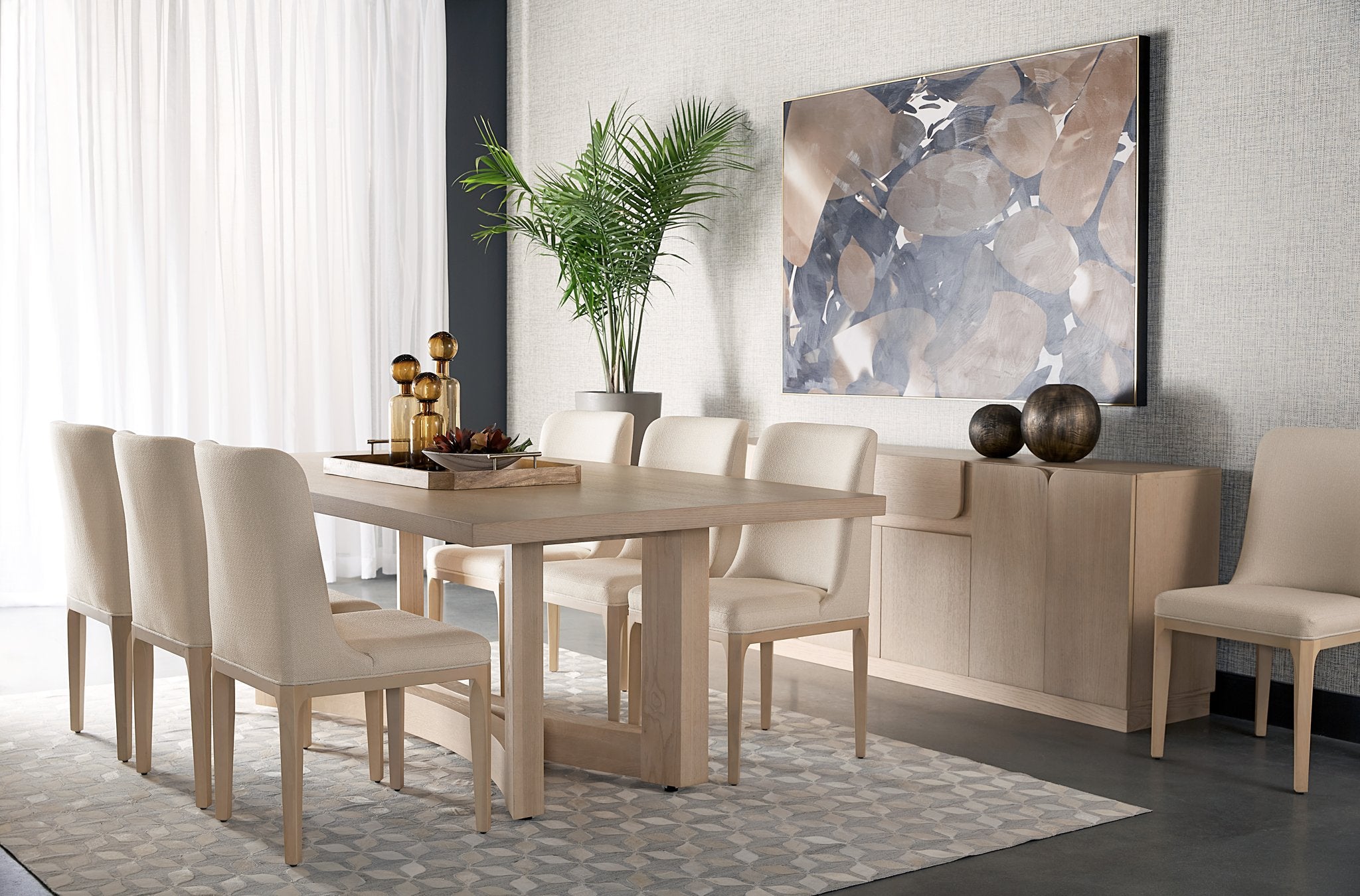 Sunpan Arezza Dining Table 90.5"