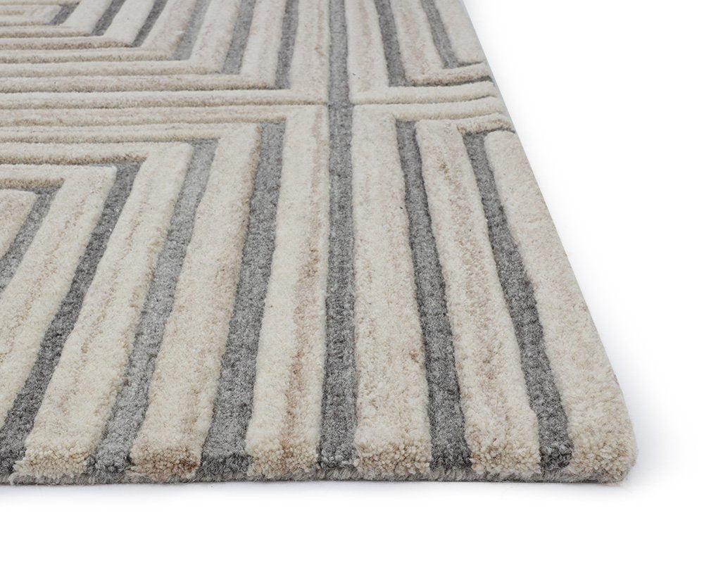 Sunpan Oslow Hand Tufted Rug Beige / Grey