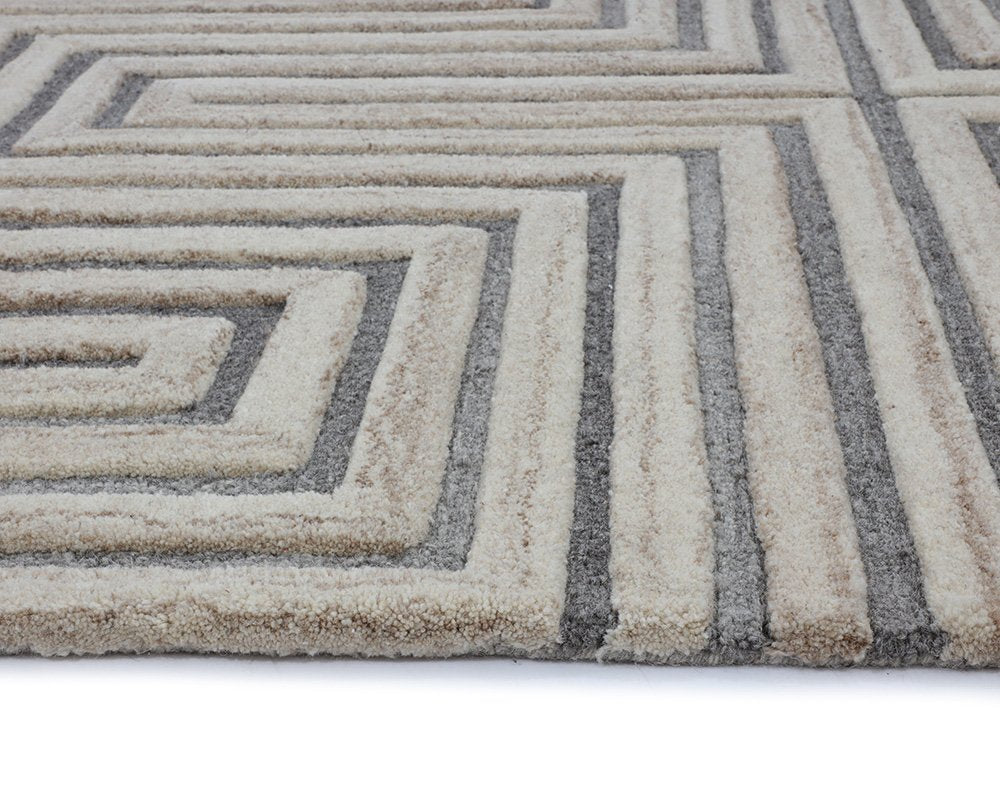 Sunpan Oslow Hand Tufted Rug Beige / Grey