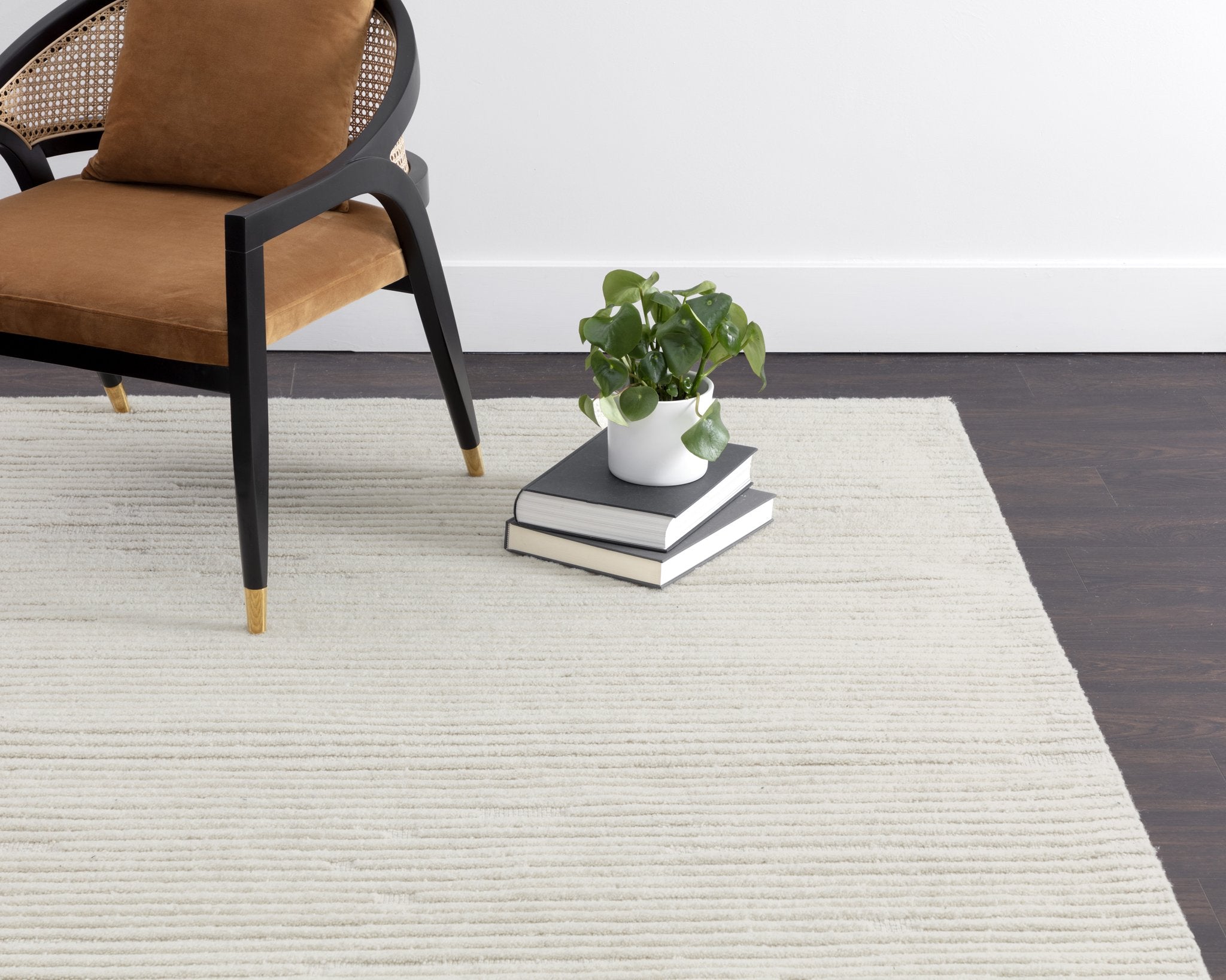 Sunpan Deva Hand Tufted Rug Ivory