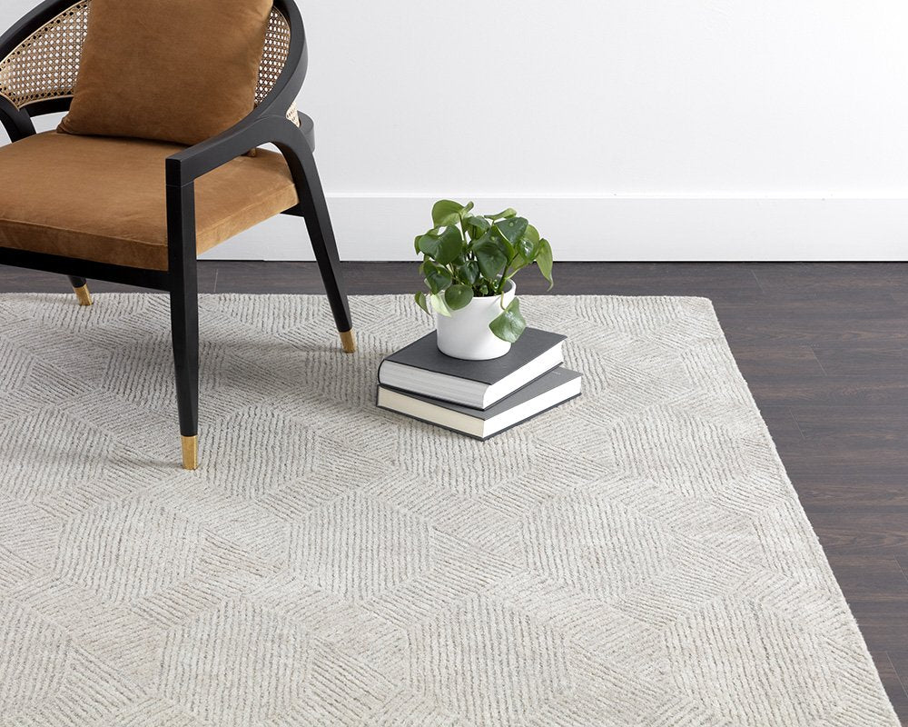 Sunpan Calais Hand Tufted Rug Oatmeal / Grey