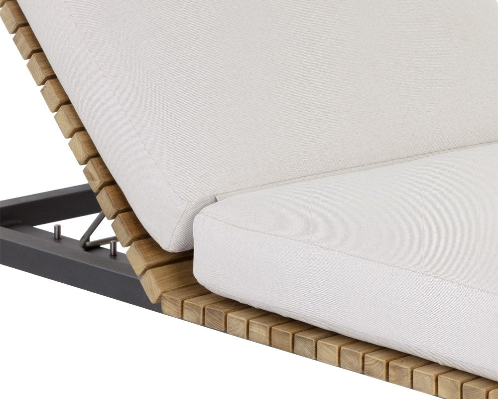 Sunpan Geneve Lounger Palazzo Cream