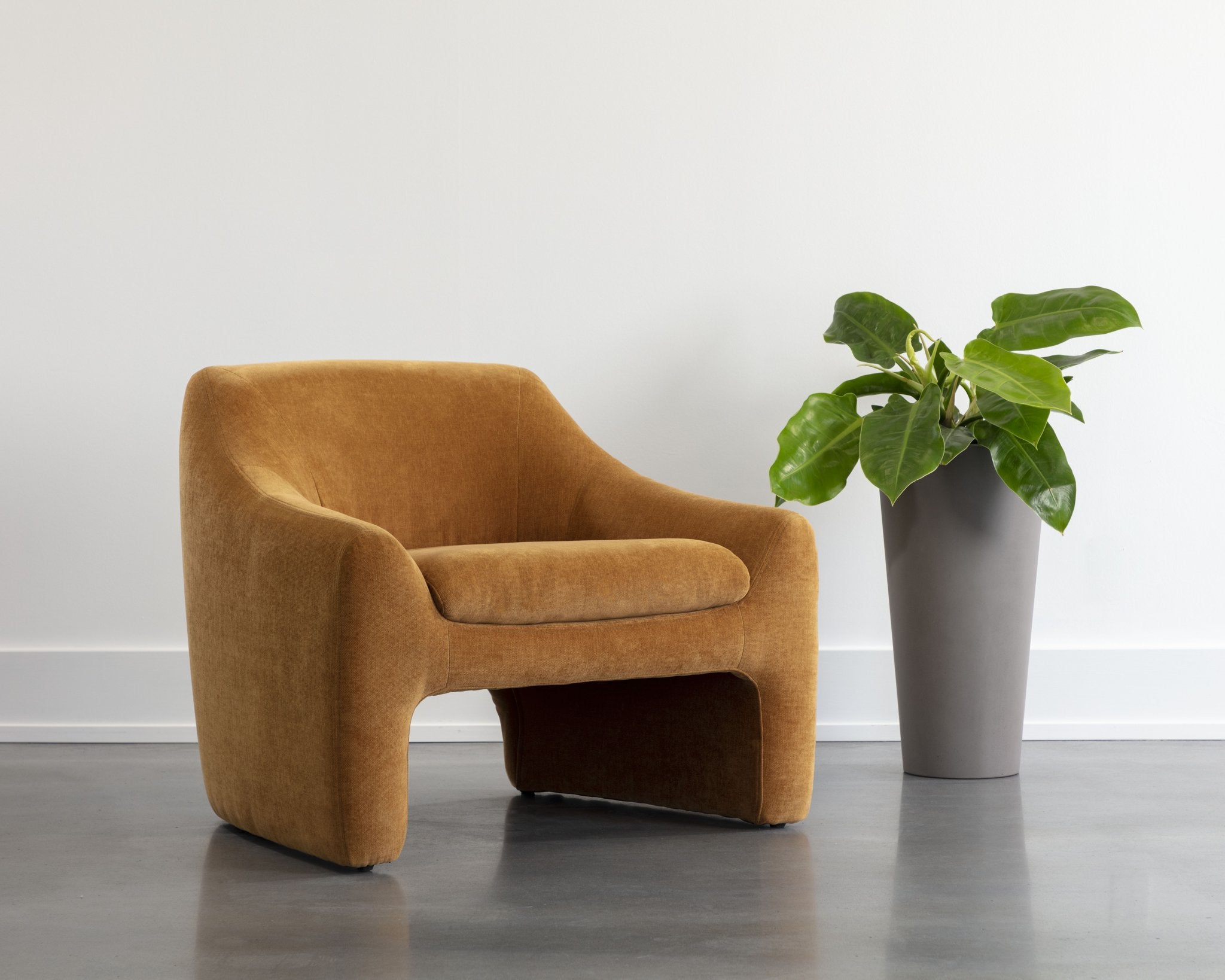 Sunpan Nevaeh Lounge Chair