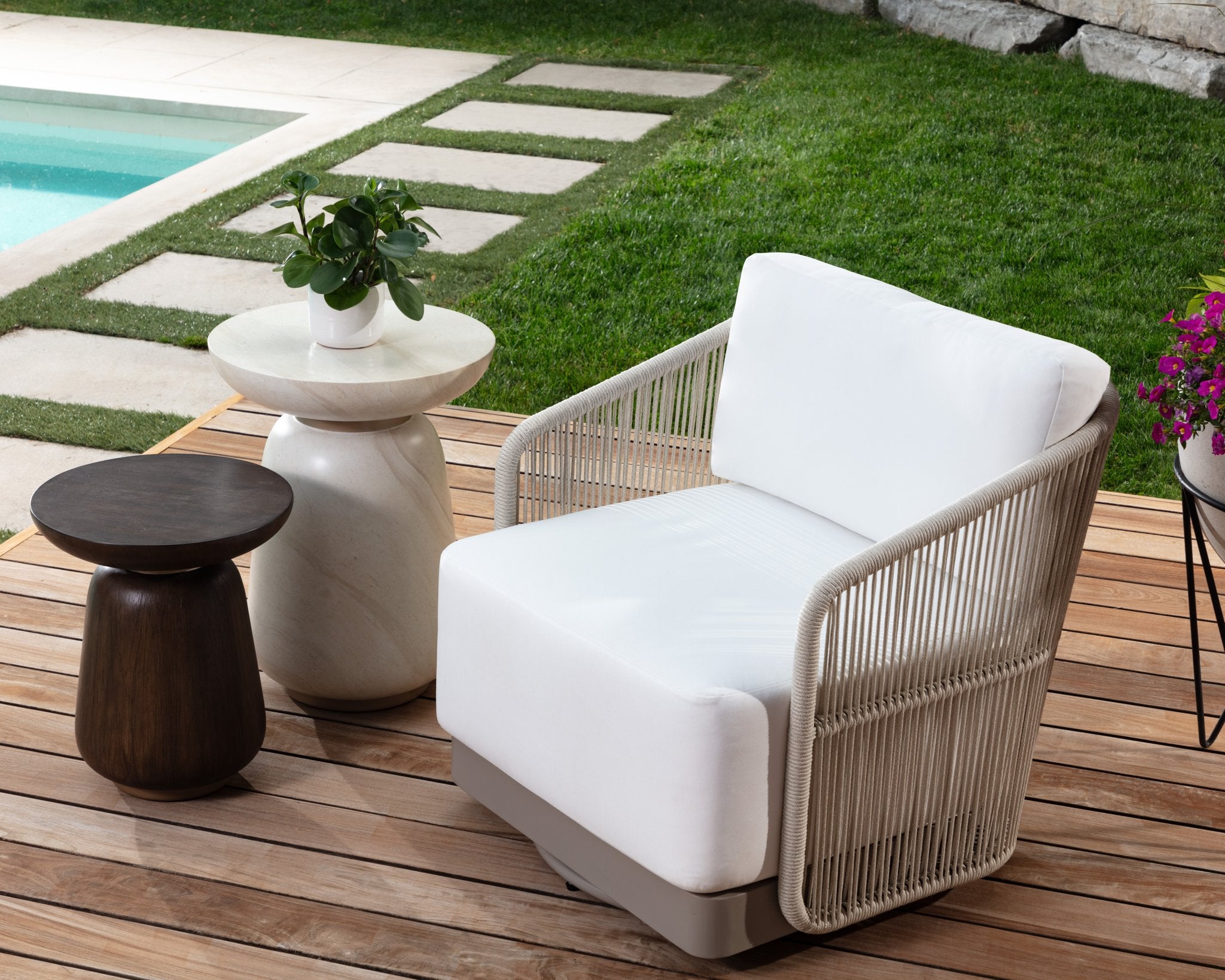 Sunpan Allariz Swivel Armchair