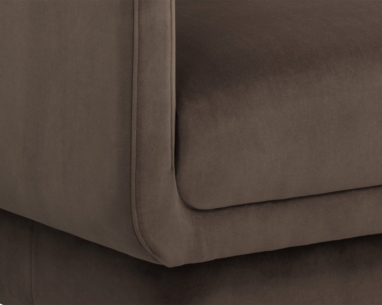 Sunpan Everton Armchair