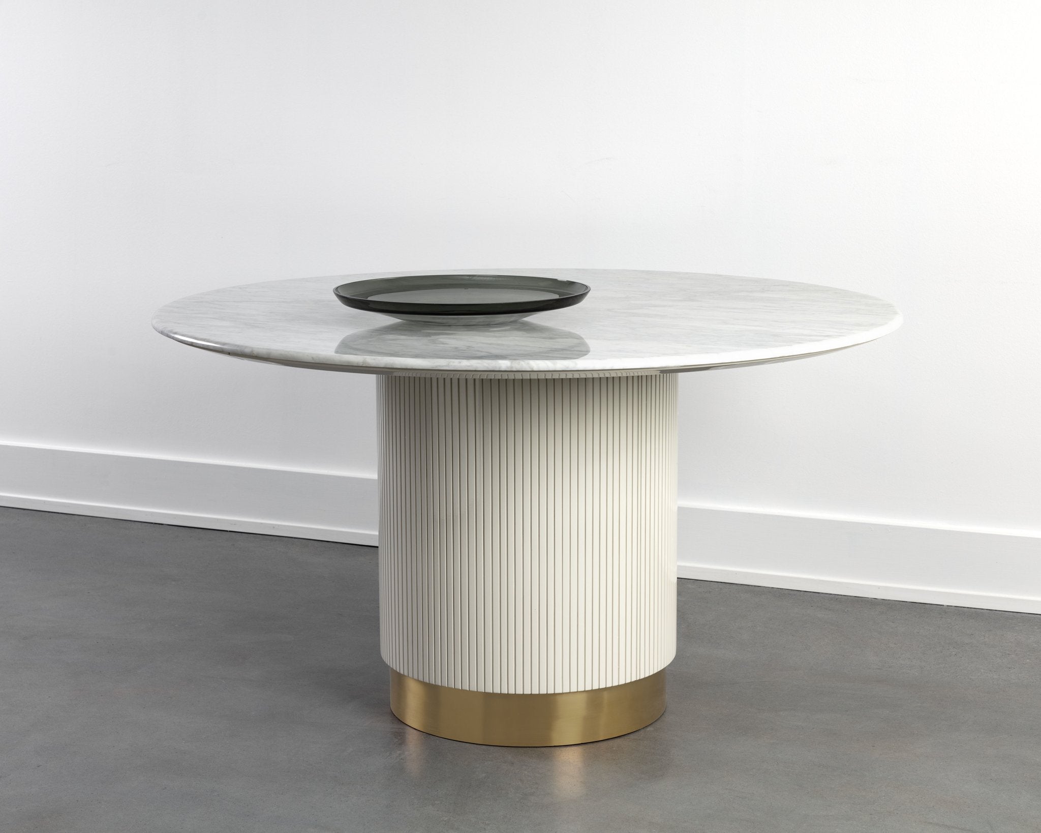 Sunpan Paloma Dining Table Round White Marble 54"