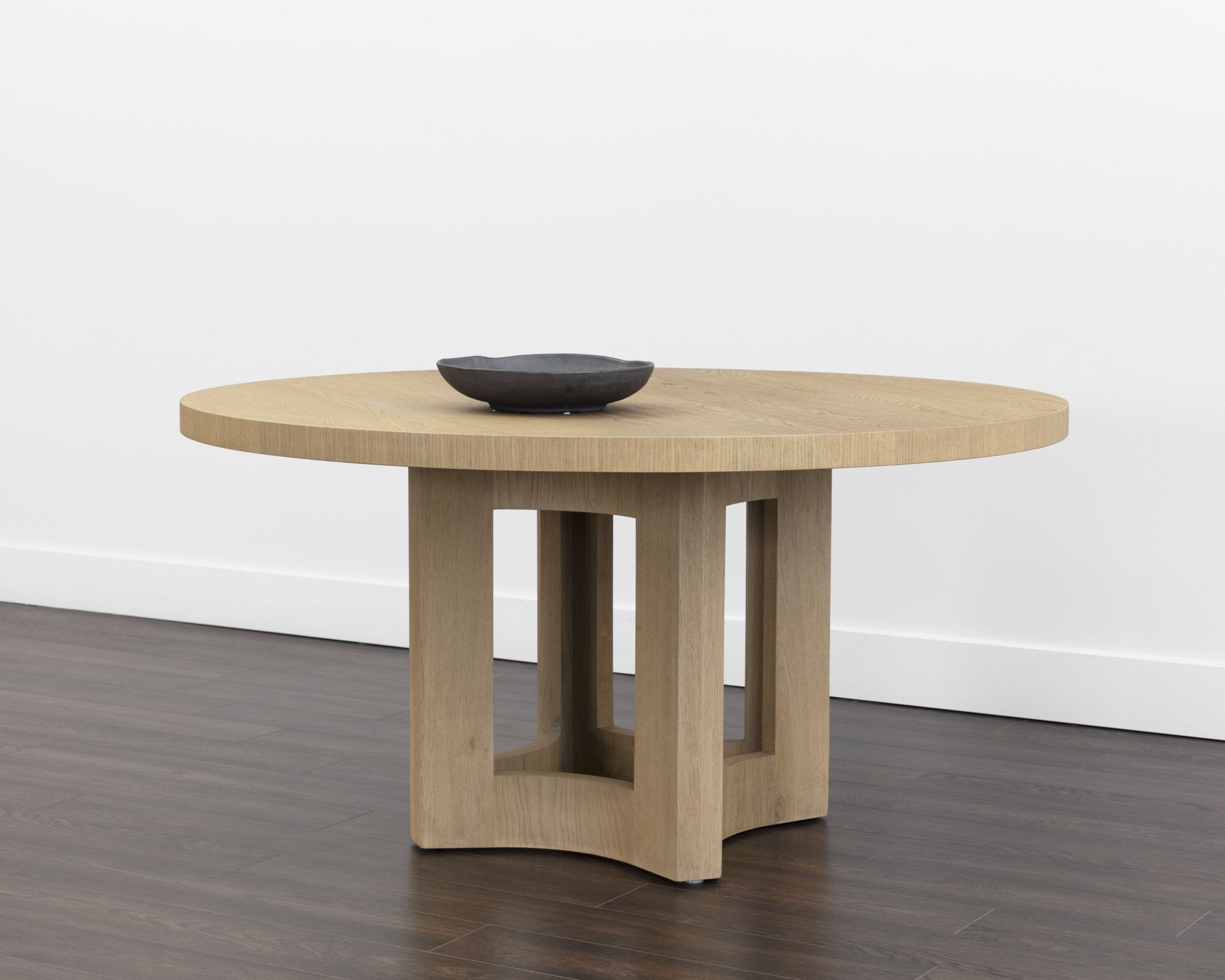 Sunpan Elma Dining Table Natural 60"