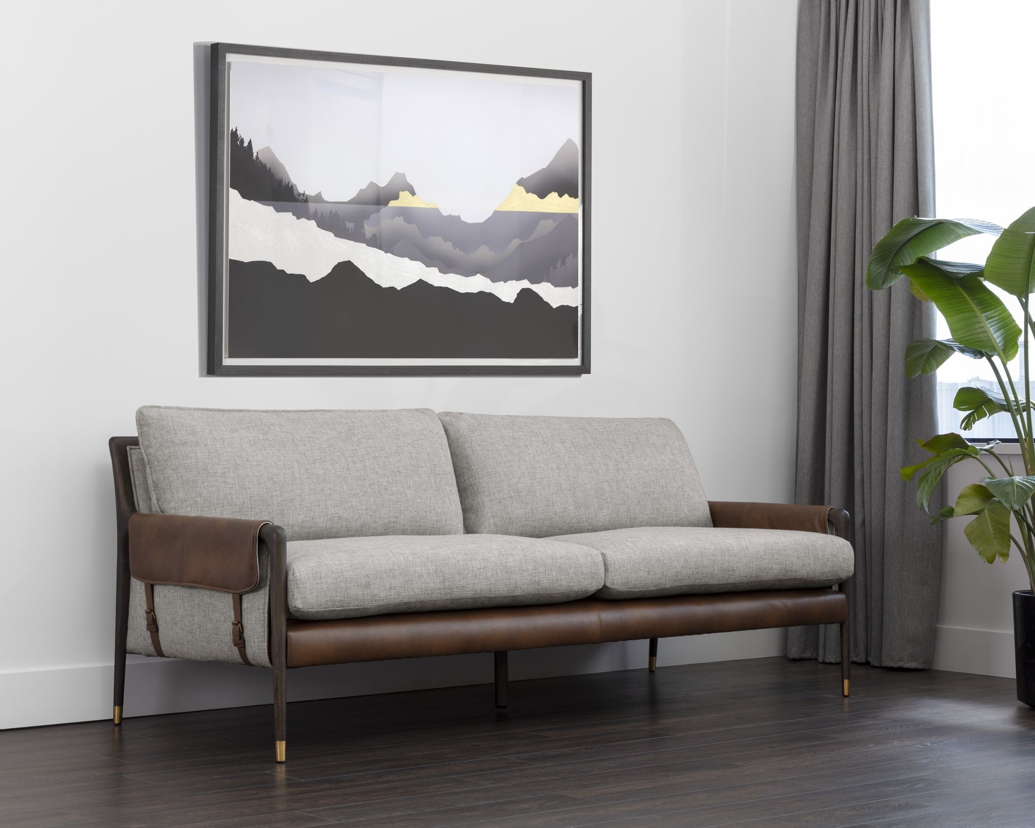 Sunpan Mauti Sofa Brown Vault Fog / Bravo Cognac