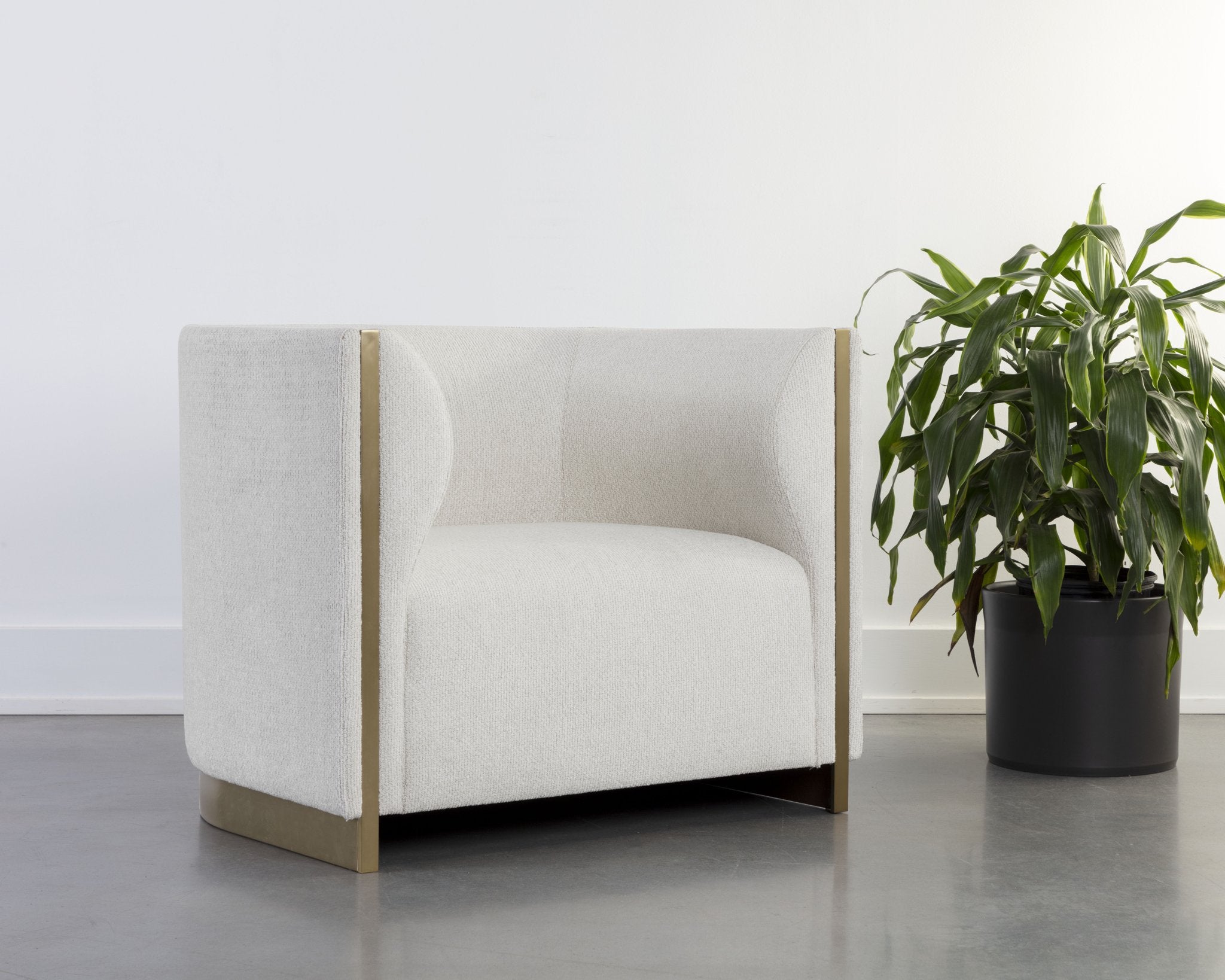 Sunpan Larron Armchair