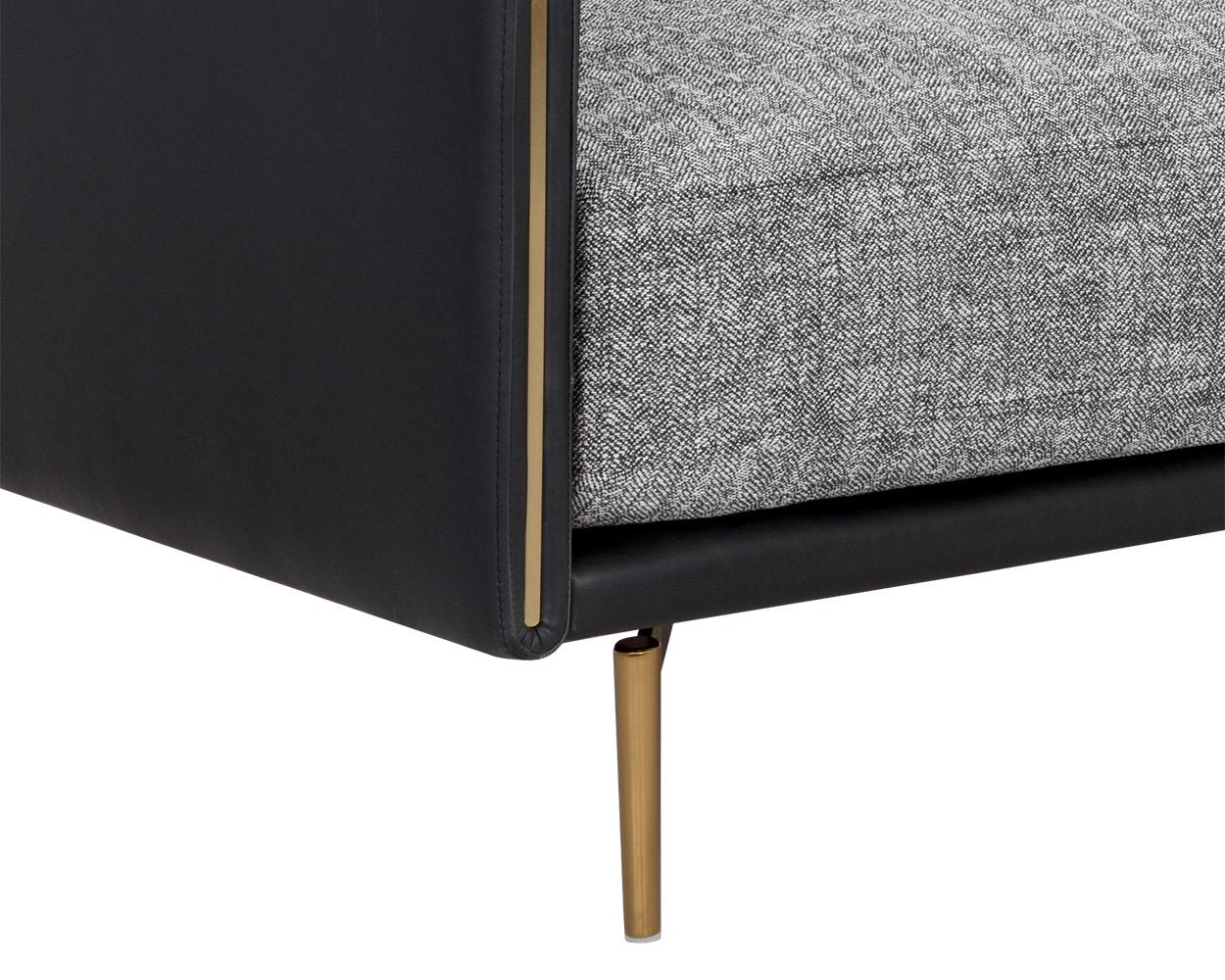 Sunpan Ashi Sofa Nash Zebra / Coal Black