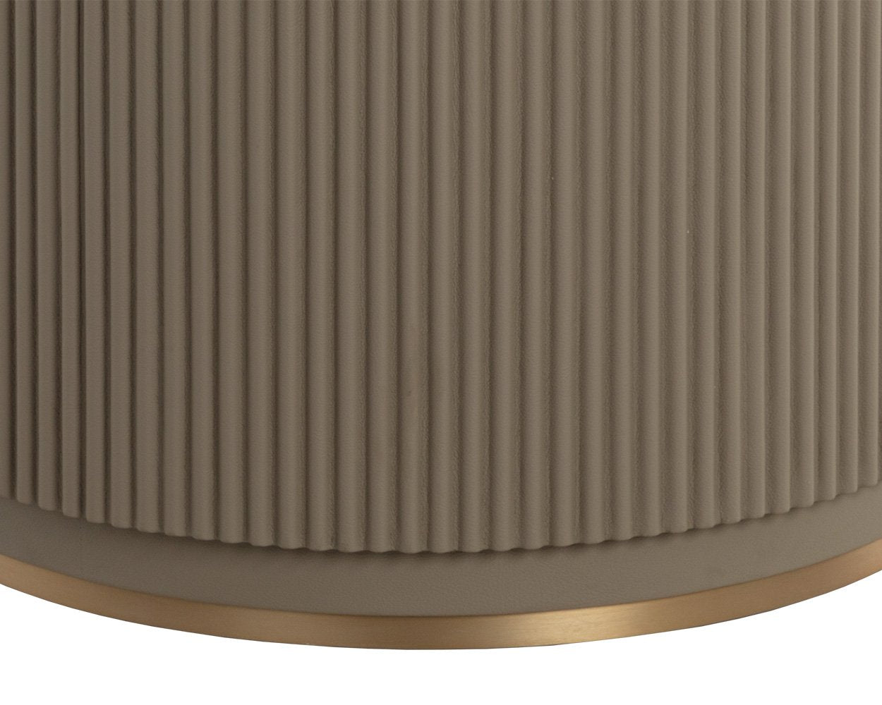 Sunpan Cataldi Dining Table 59"