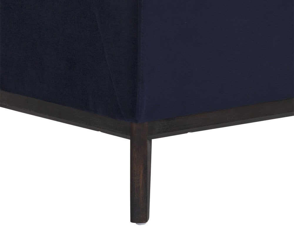 Sunpan Kosovo Banquette
