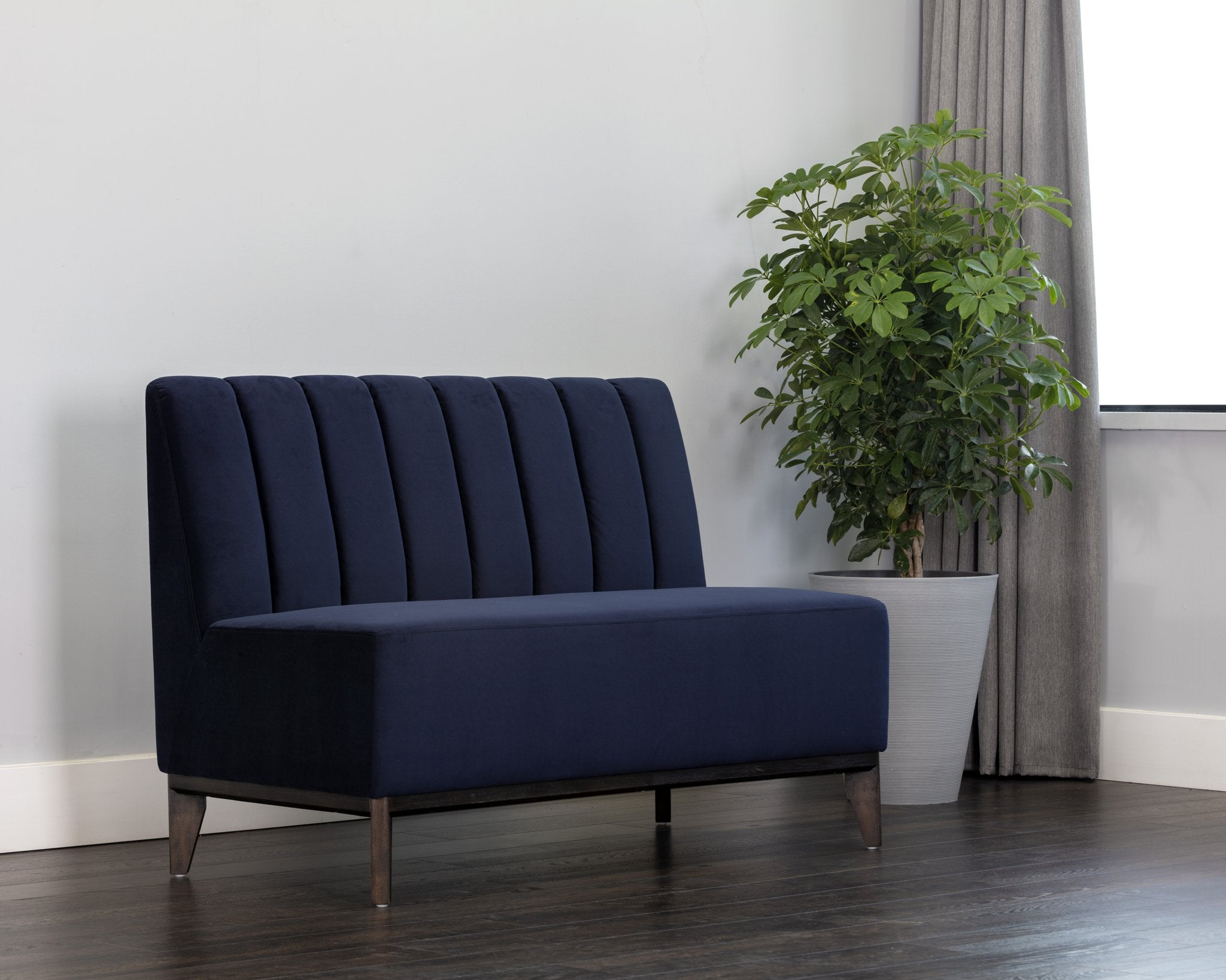 Sunpan Kosovo Banquette
