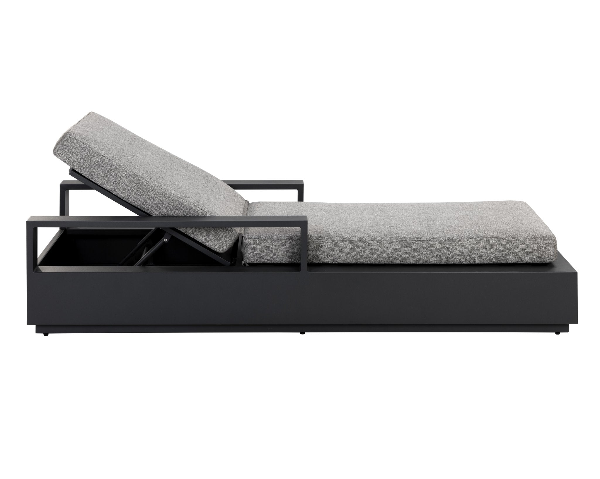 Sunpan Tavira Lounger Charcoal Lanikai Salt And Pepper