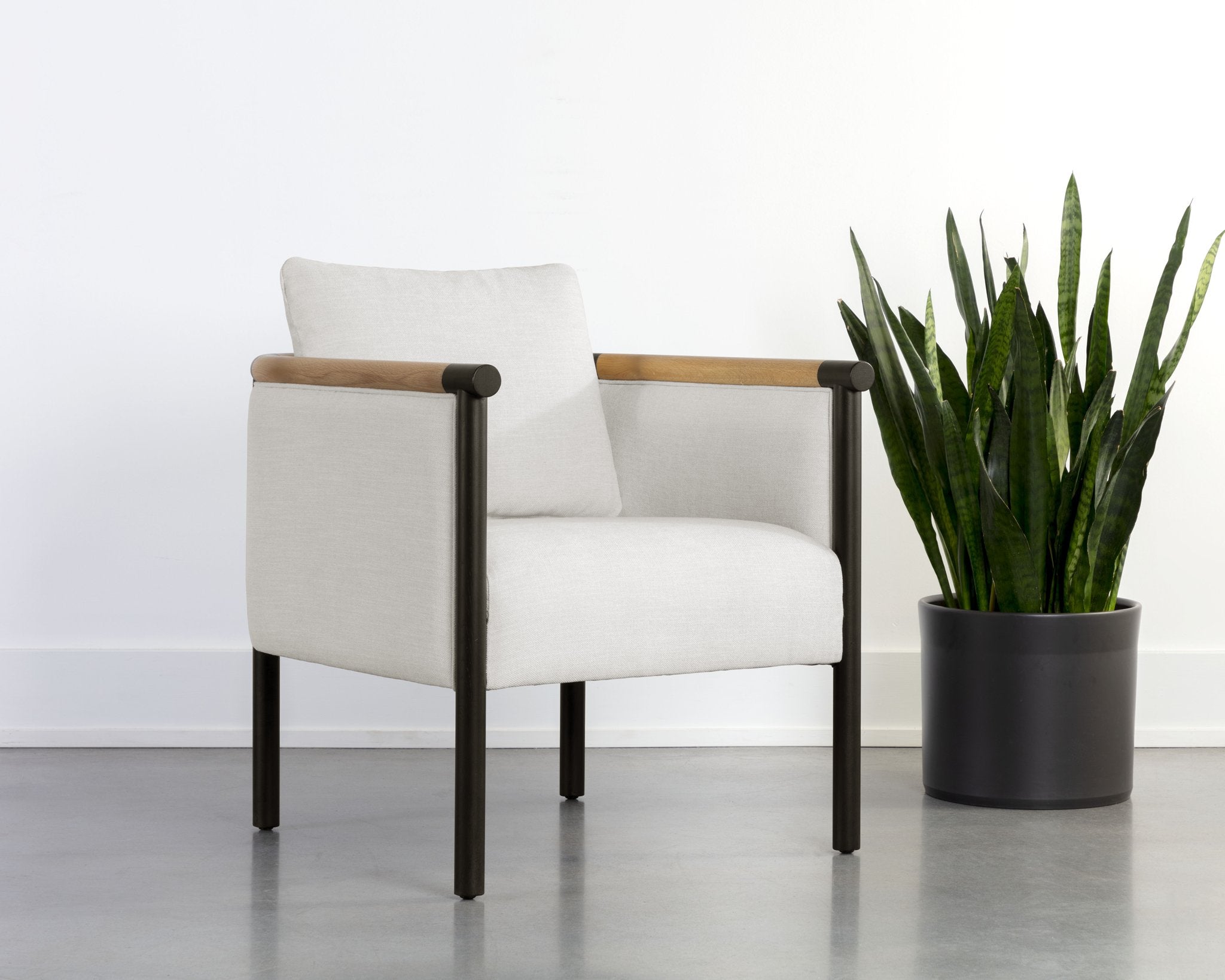 Sunpan Wilder Lounge Chair