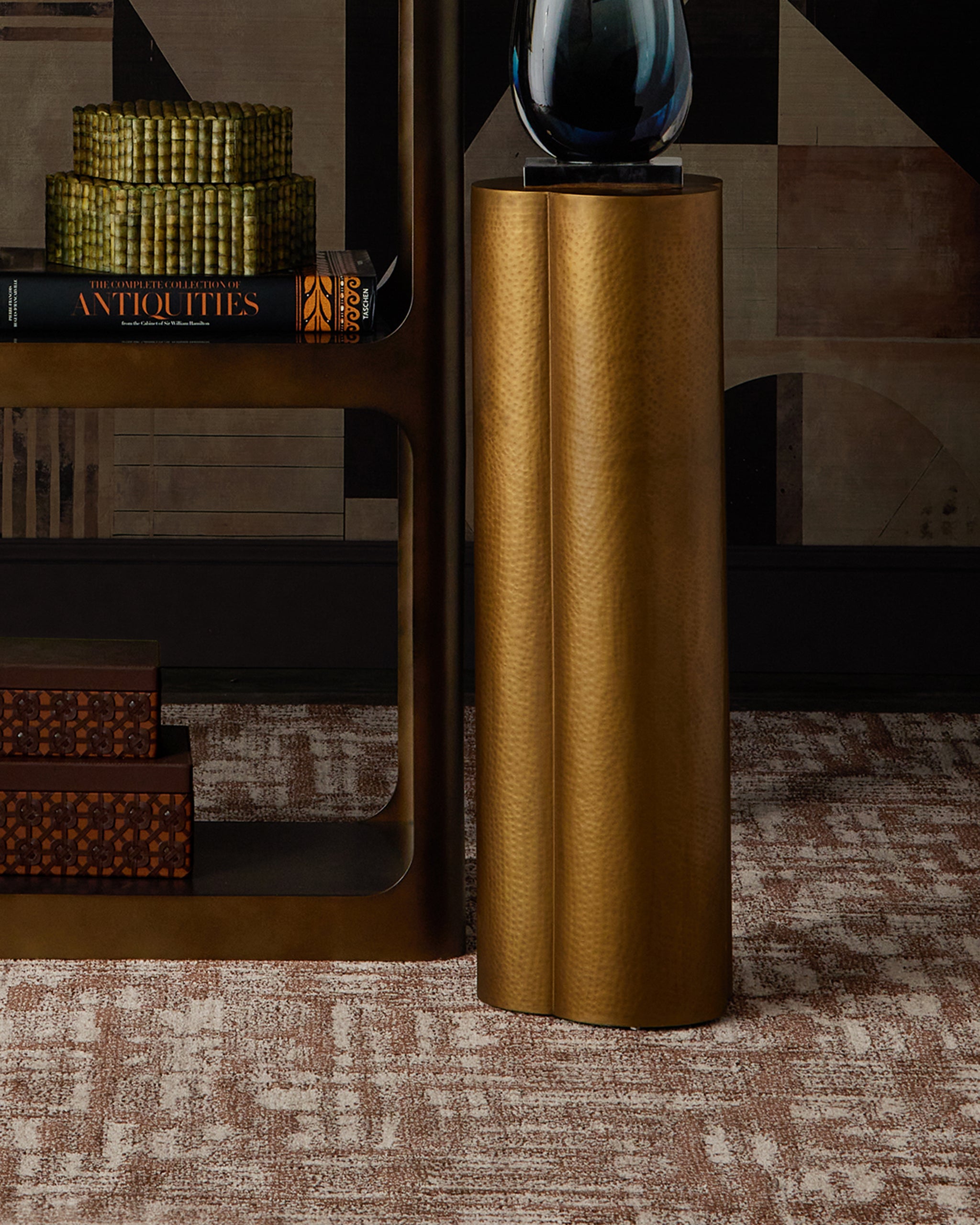 Currey & Company Trebol Pedestal
