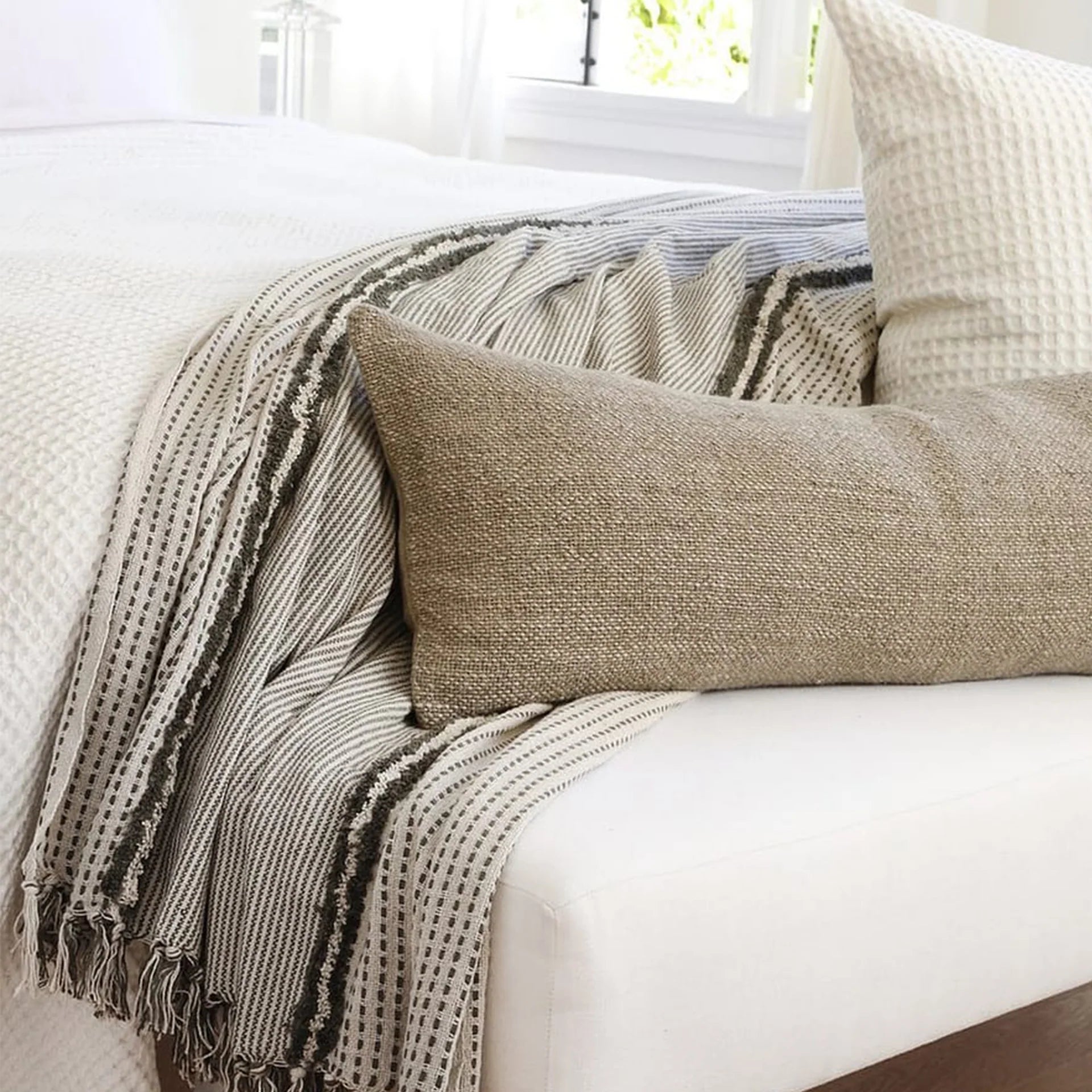 Pom Pom At Home Jagger Oversized Throw