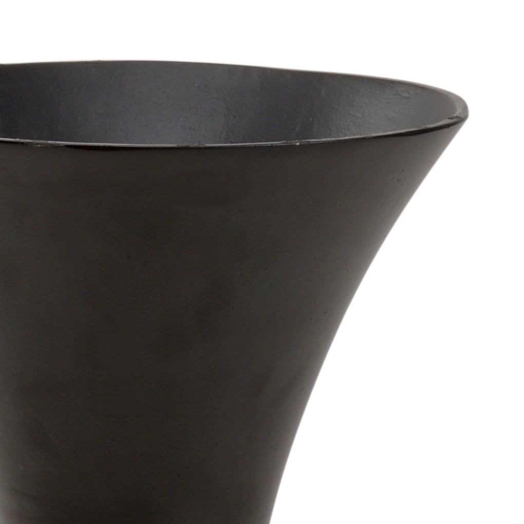 Wildwood Beu 7 Trumpet Vase (Sm)