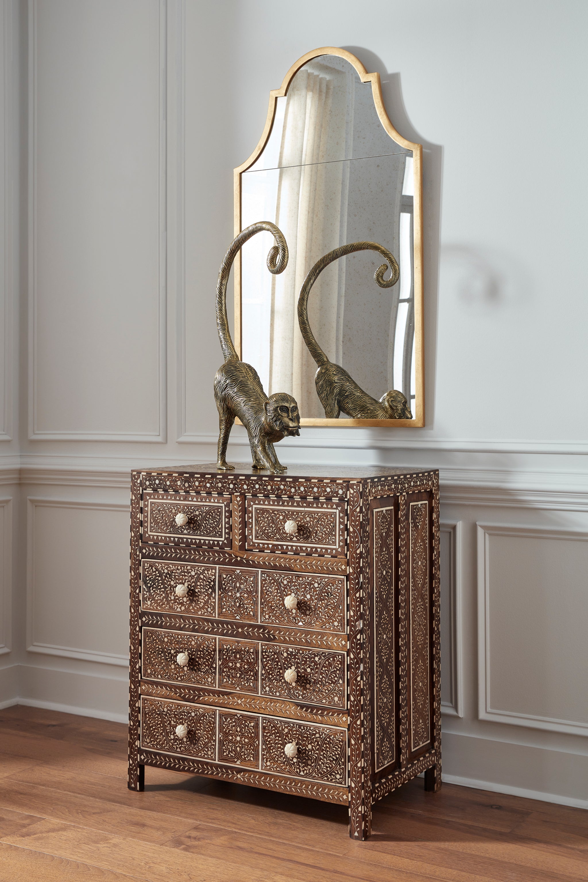 Chelsea House Aryana Chest