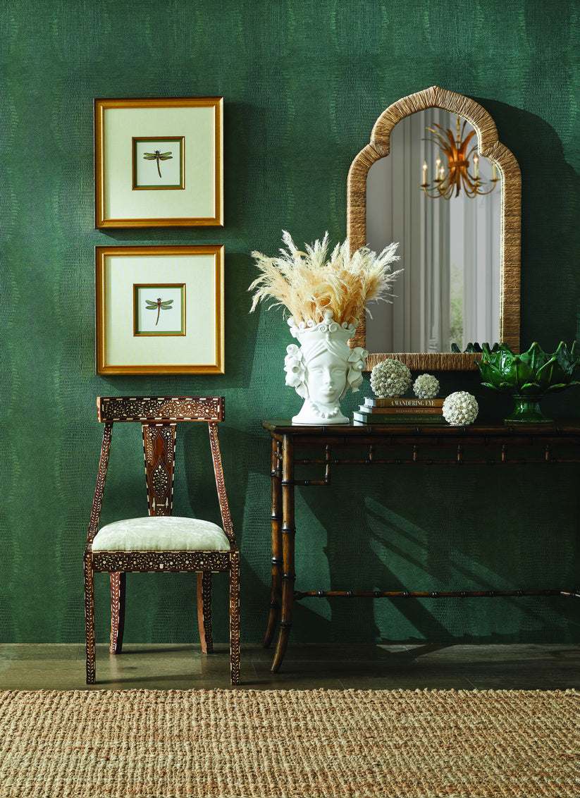 Chelsea House Green Leaf Vase