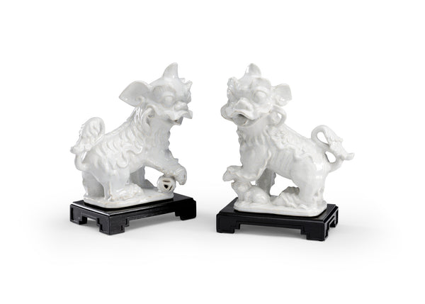 Chelsea House White Chinese Dogs (Pr)