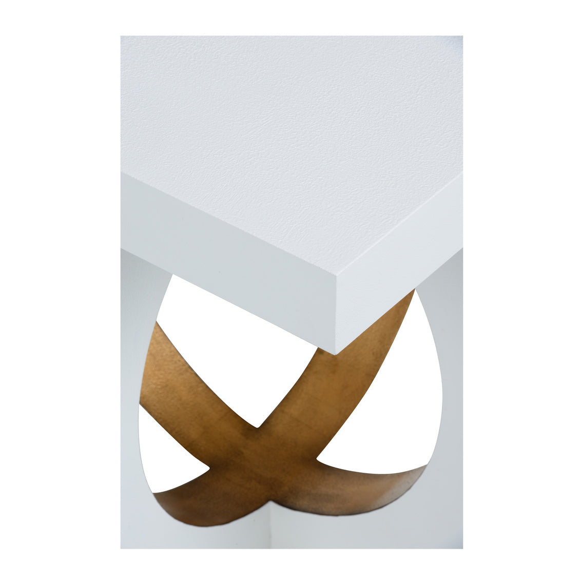 Chelsea House Swoop Side Table - White