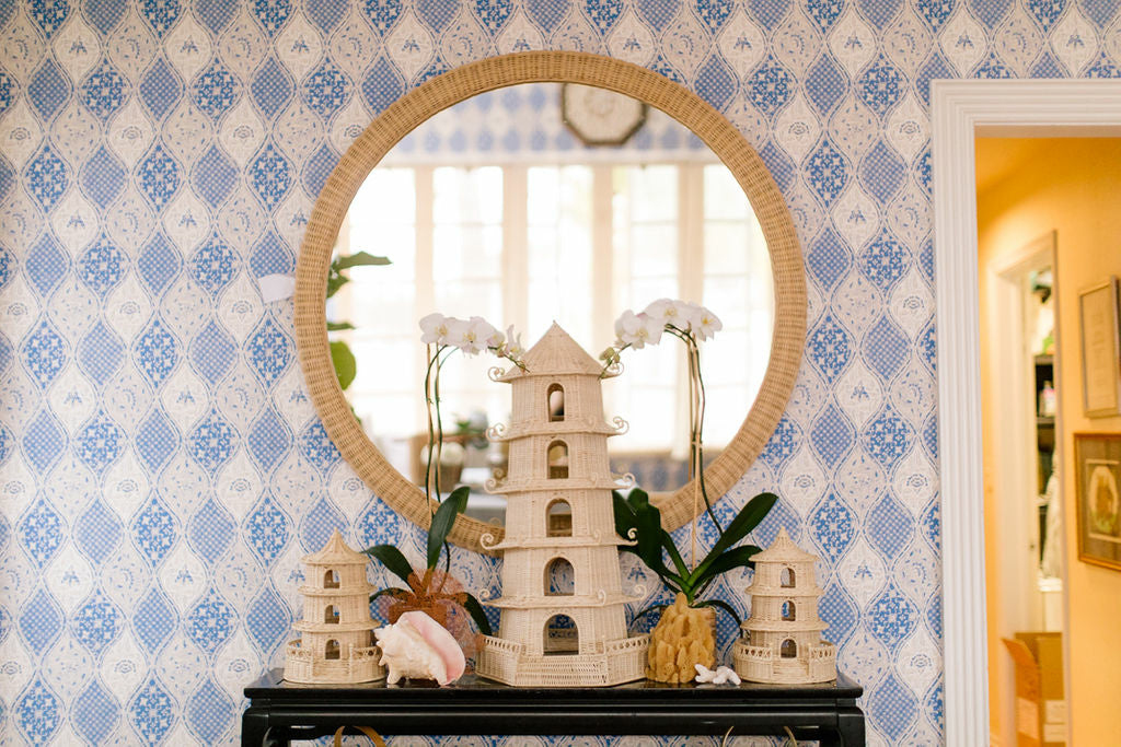 Chelsea House Amanda Lindroth Dunmore Round Wicker Mirror