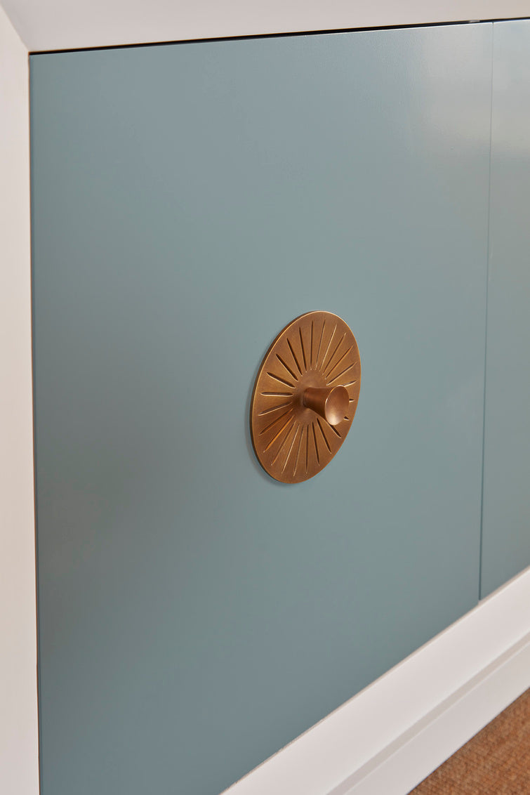 Wildwood - Beveled Sideboard