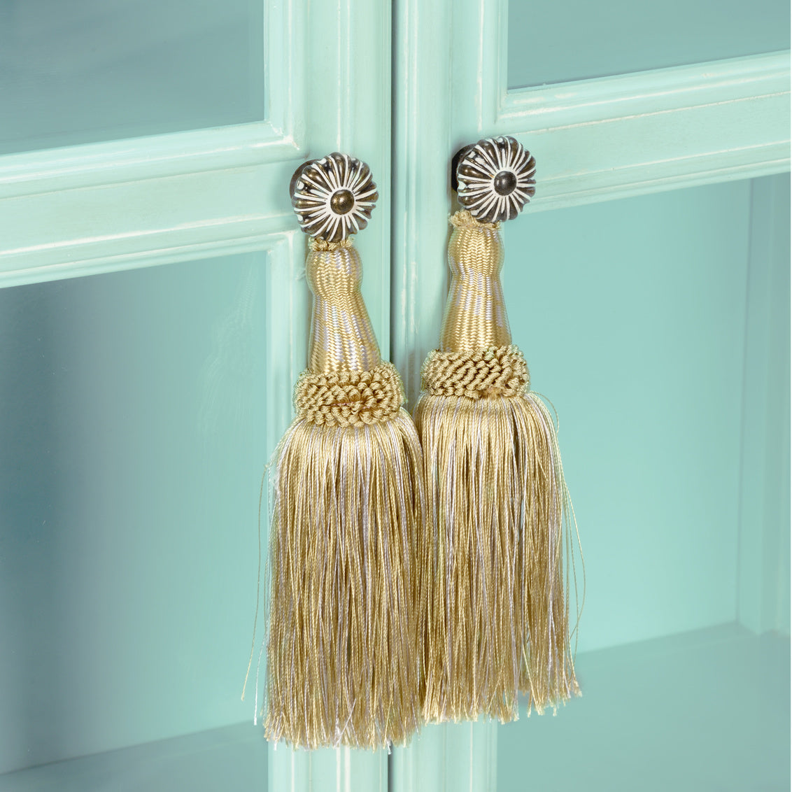 Wildwood Cape Cod Blue Linen Cabinet