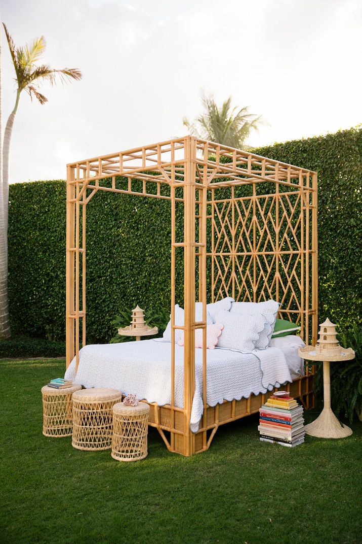 Chelsea House Amanda Lindroth Paradise Canopy Bed