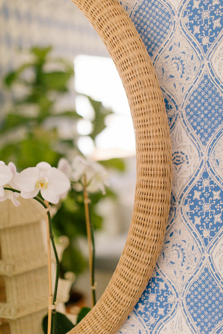 Chelsea House Amanda Lindroth Dunmore Round Wicker Mirror