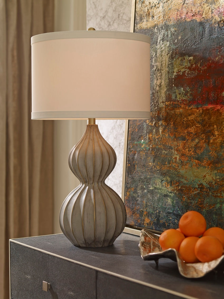 Wildwood Delphine Lamp