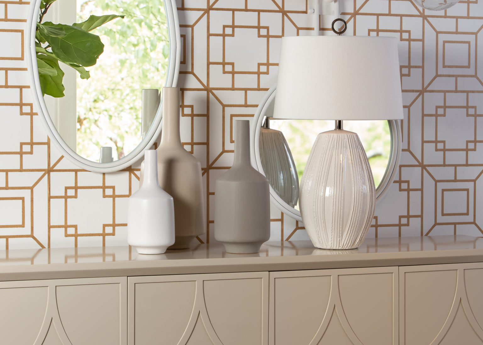 Wildwood - Borghese Lamp - IVory