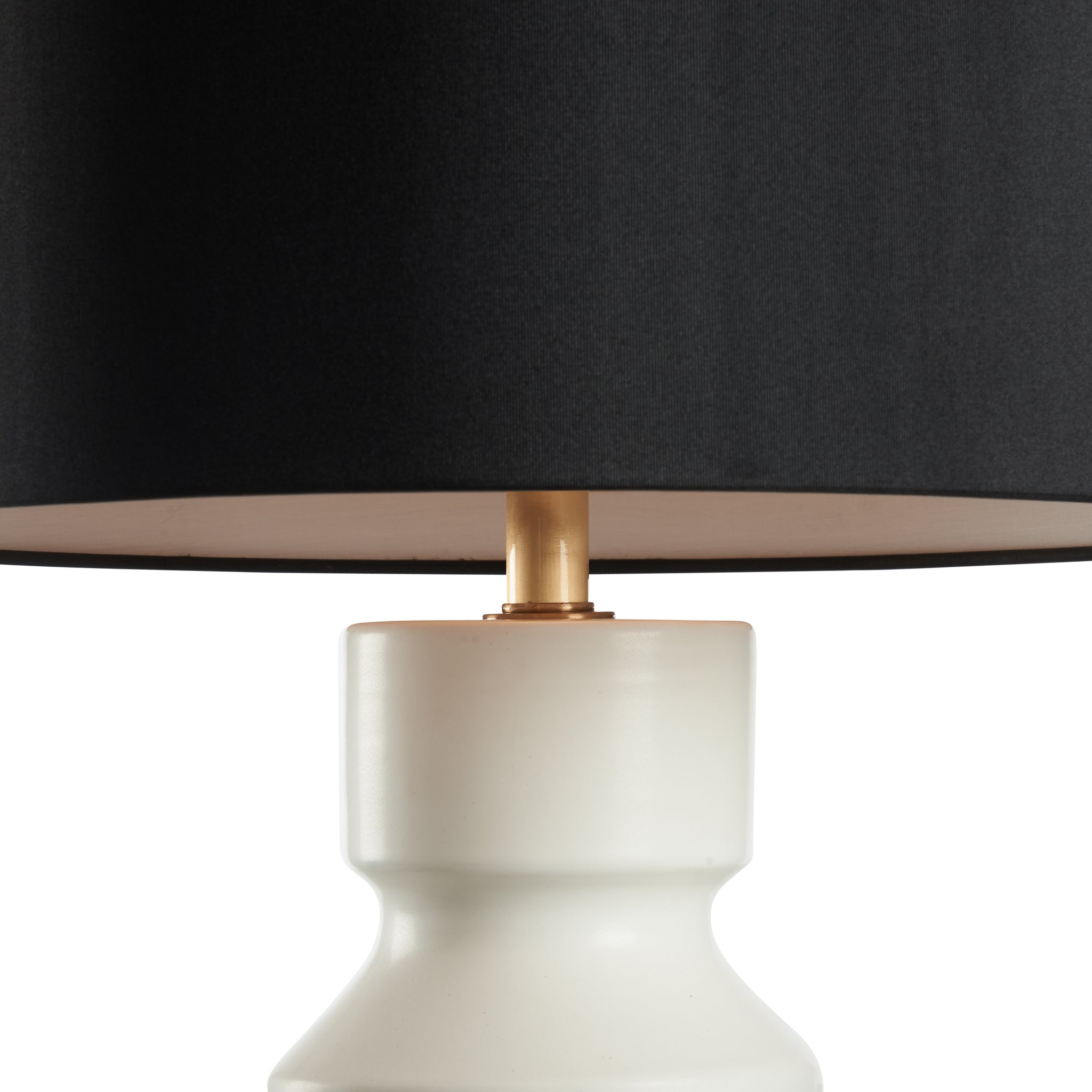 Wildwood Ungaro Lamp