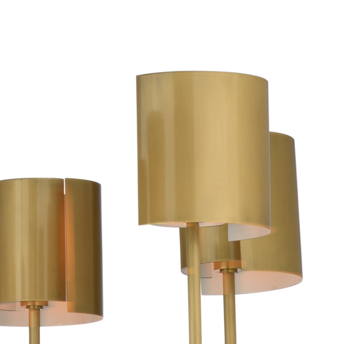 Wildwood Castle Yard Chandelier - Brass