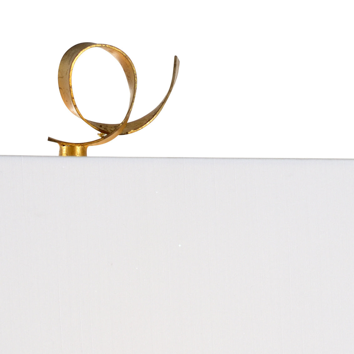 Chelsea House - Ribbon Twirl Lamp