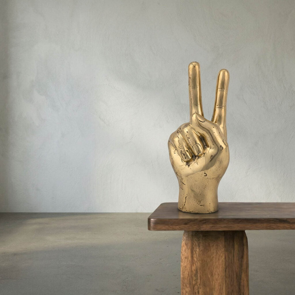 Noir Peace Sign, Brass